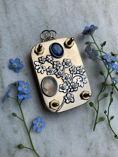 Mini Flower Press with Brass and Silver Details - Portable Botanical Keepsake Maker