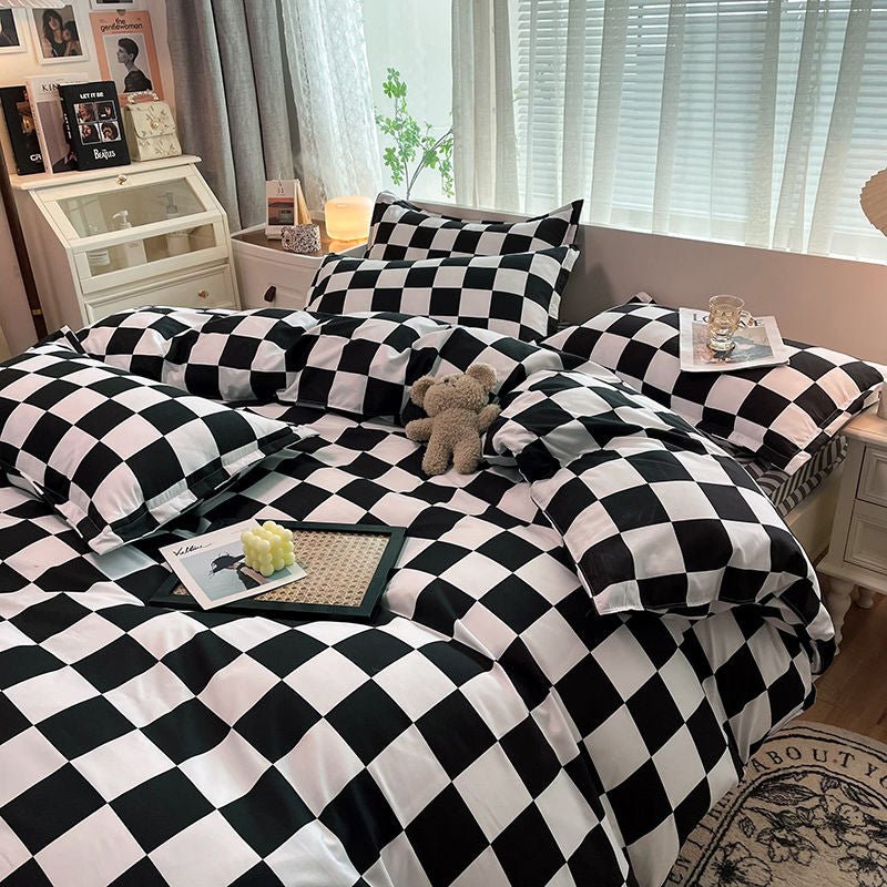 Abstract Checkered Single Bed Linen Set in Polyester