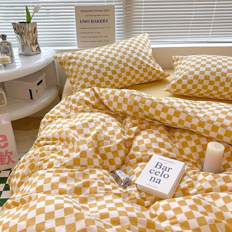 Abstract Checkered Single Bed Linen Set in Polyester