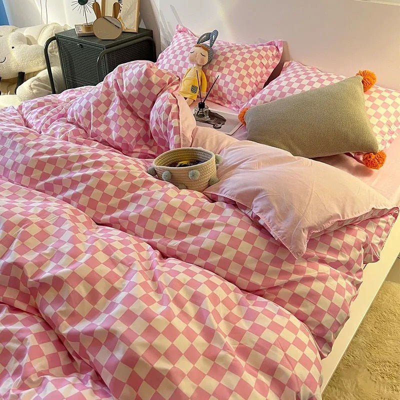 Abstract Checkered Single Bed Linen Set in Polyester
