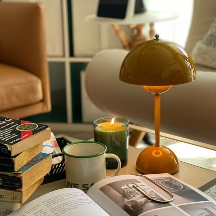 Cordless Modern Mushroom Table Lamp with Eco-Friendly LED