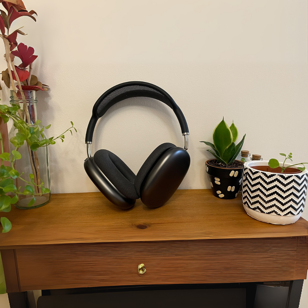 Wireless Bluetooth Noise-Cancelling Headphones with HiFi Sound