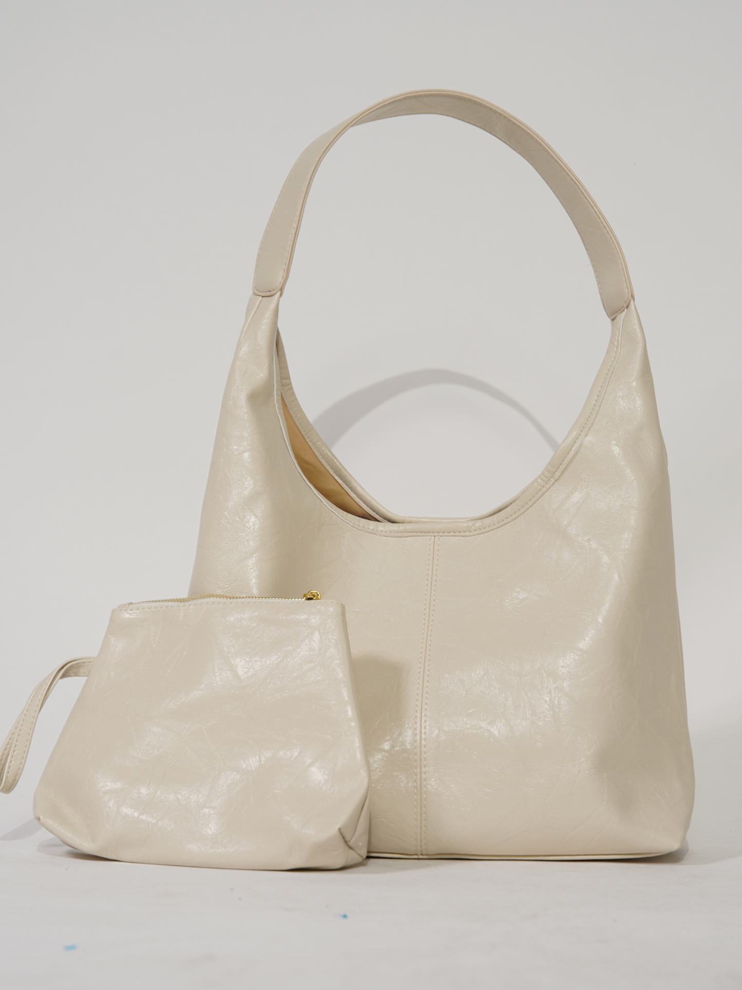 Spacious Elegant Tote Bag for Everyday Use