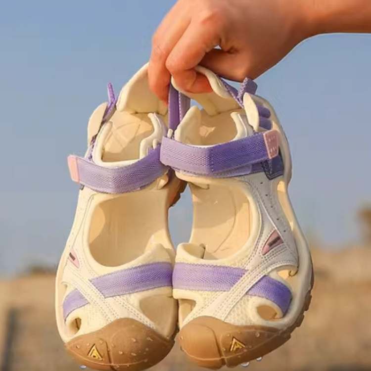 Unisex Adjustable Outdoor Sandals with Cushioned Sole