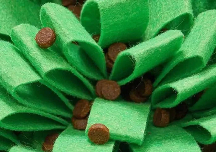Interactive Dog Snuffle Mat for Cognitive Training and Slow Eating