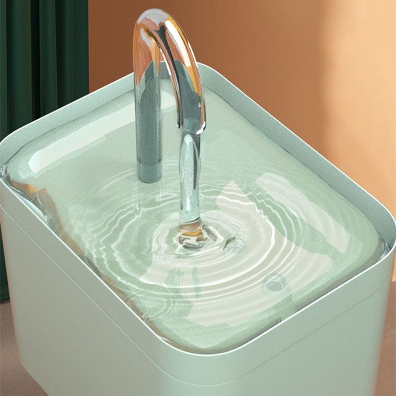 Automatic Cat Drinking Fountain with Integrated Filter and Quiet Operation