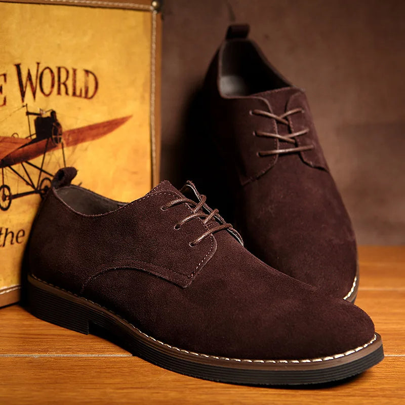 Stylish Oxford Shoes for Men and Women - Modern Elegance and Comfort