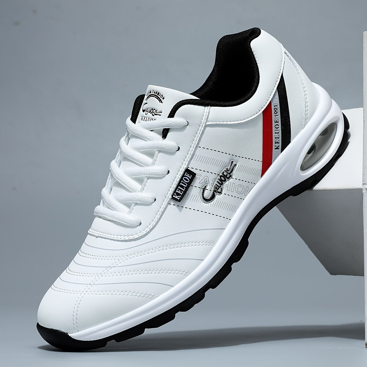 Men's Classic Sneakers with Soft Cushioning and Flexible Outsole