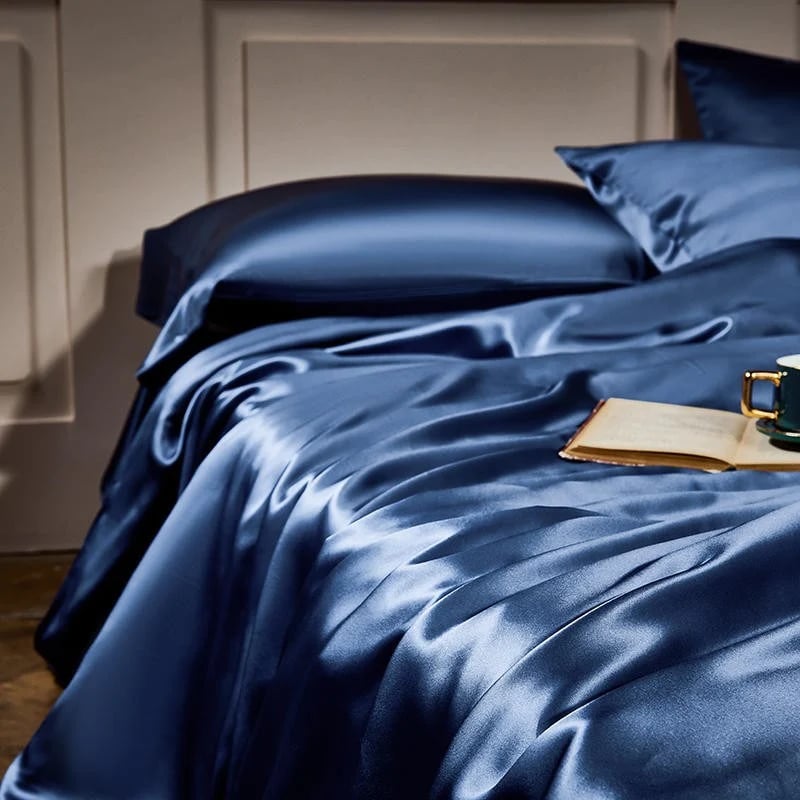 Pure Mulberry Silk Bedding Set - 25 Momme Luxury 4 Piece