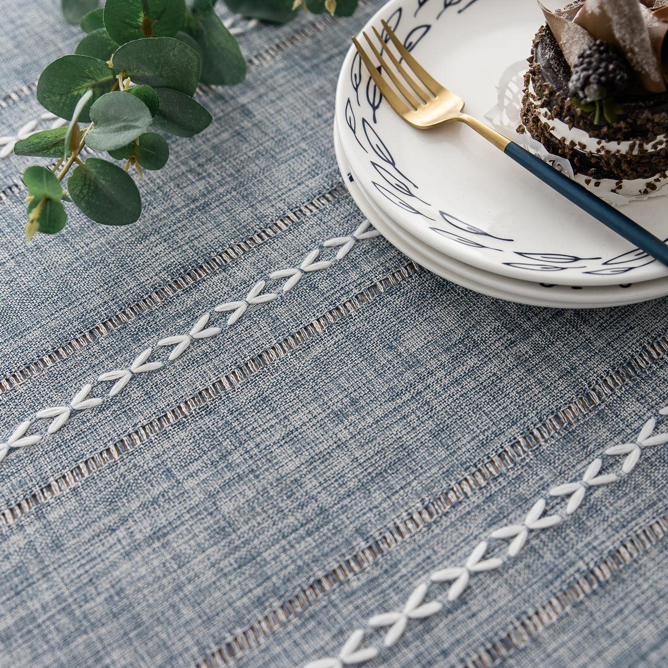 Linen Tablecloth for Indoor and Outdoor Events