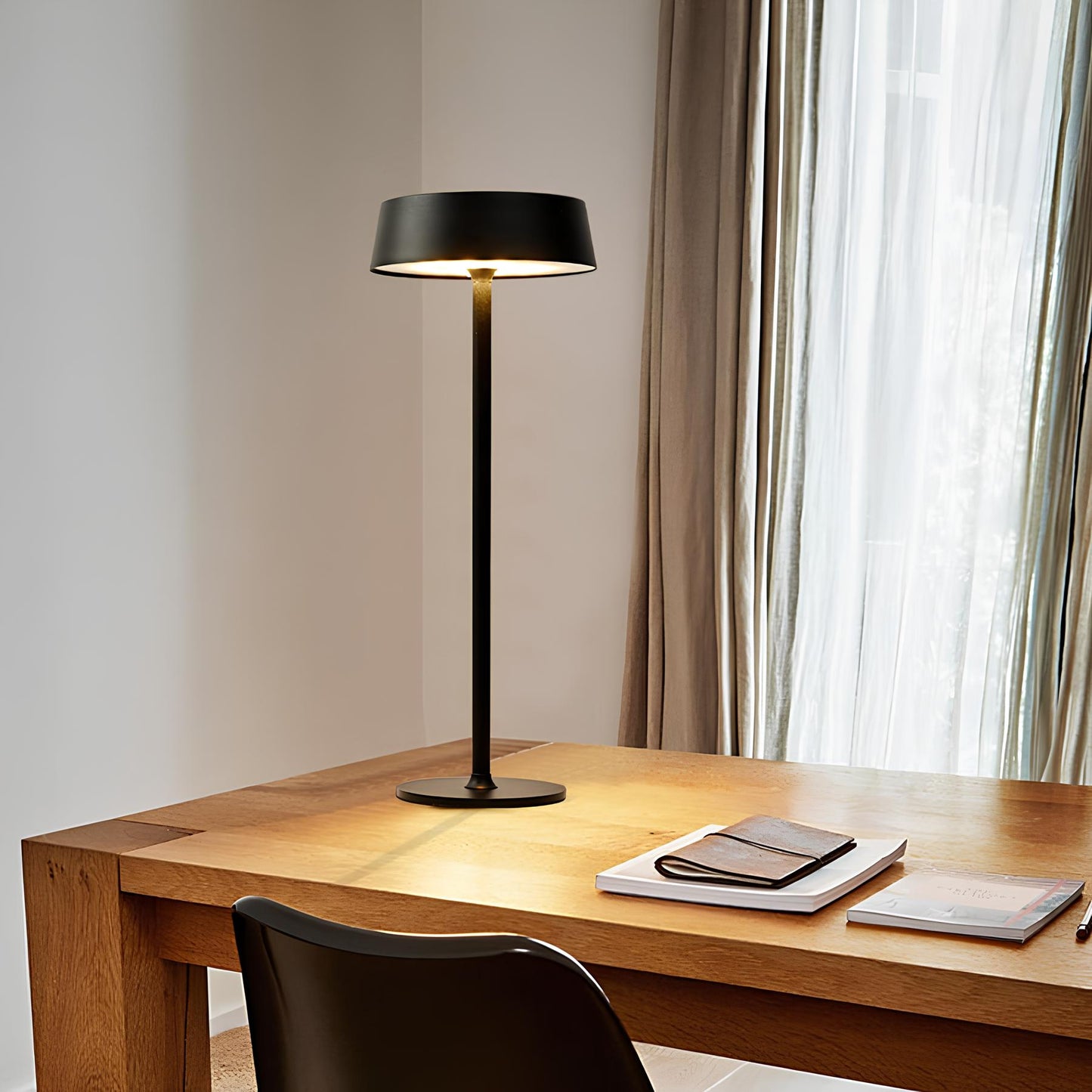 Rechargeable Dimmable Modern Table Lamp