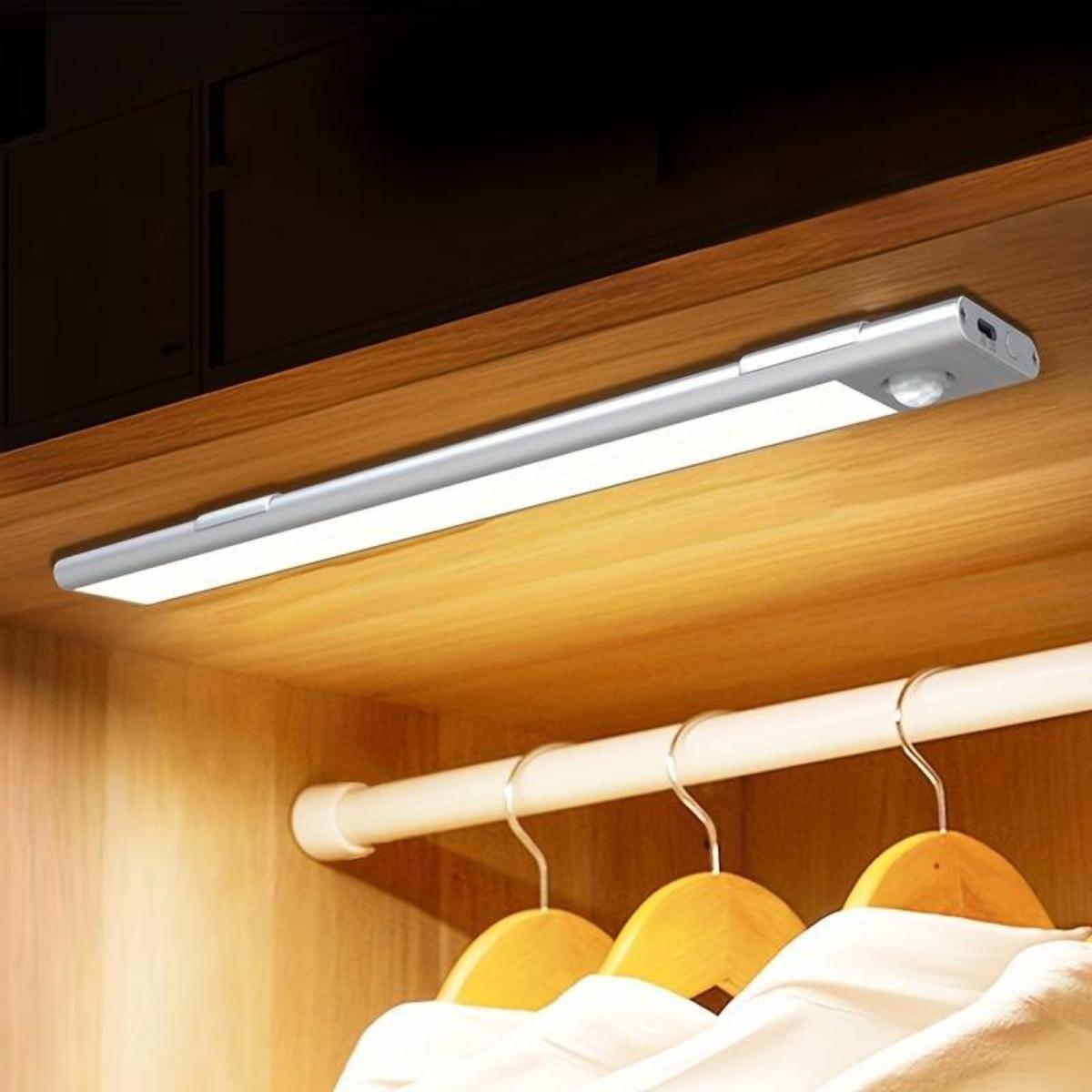 Wireless Motion Sensor Light with Rechargeable Battery
