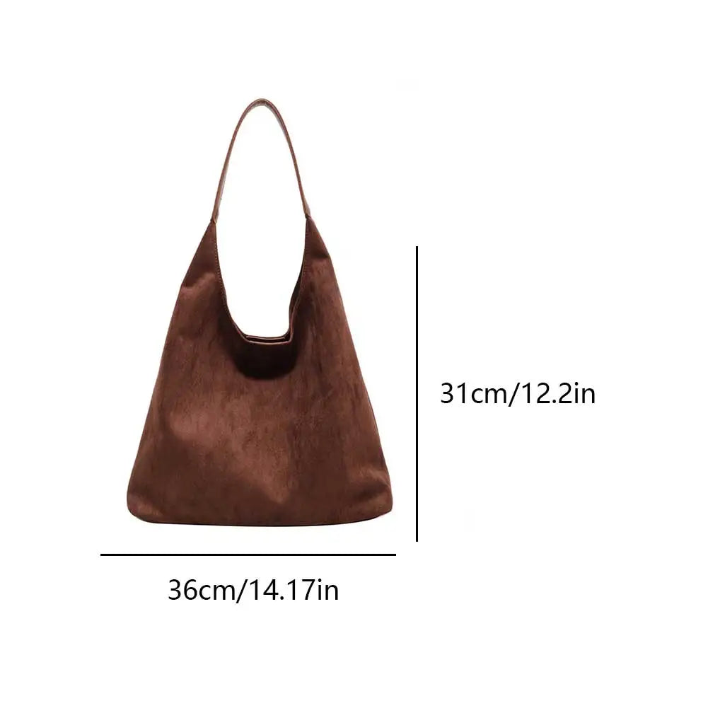 Spacious Elegant Shoulder Bag for Everyday and Evening Use