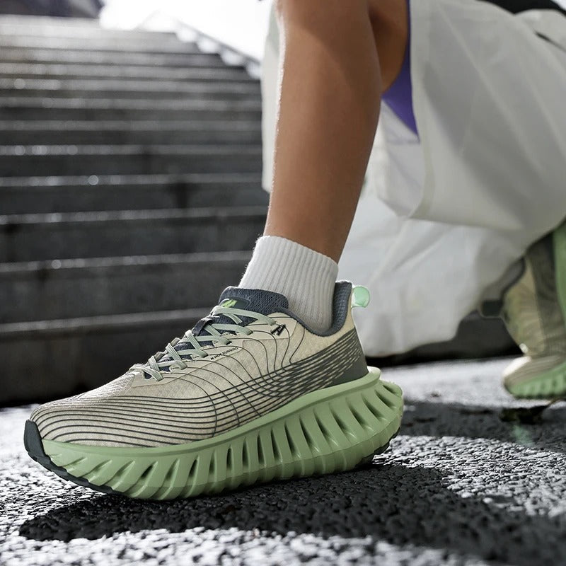 Men's Lightweight Breathable Running Shoes with Cushioned Support