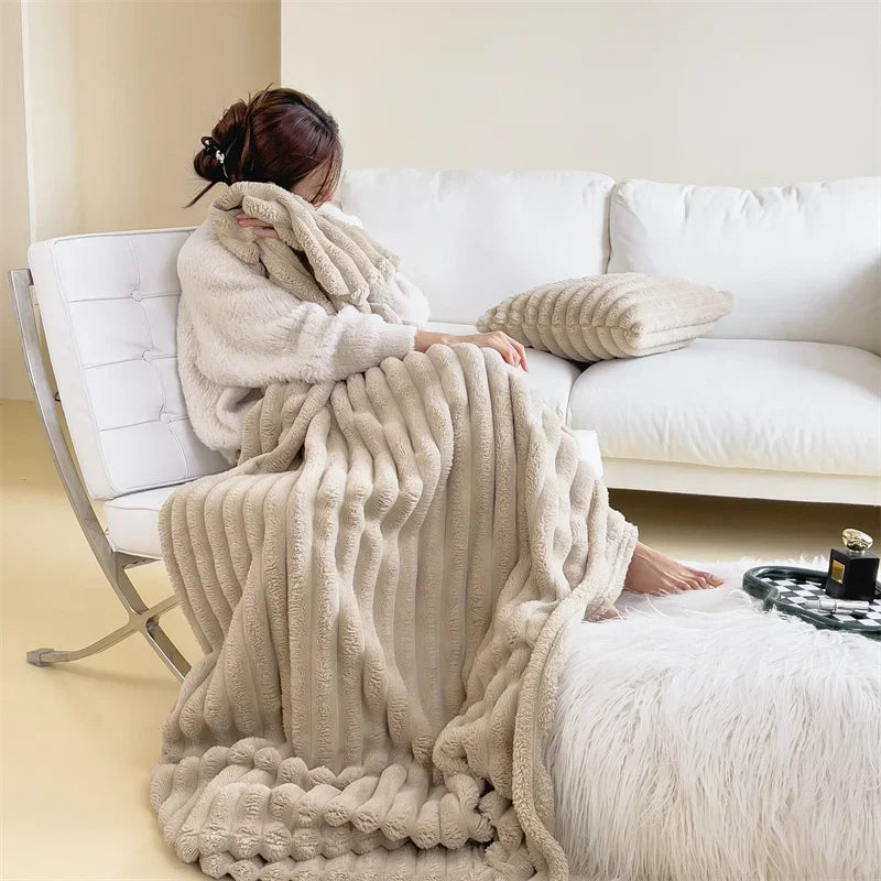 Ultra-Soft Checkered Fleece Blanket