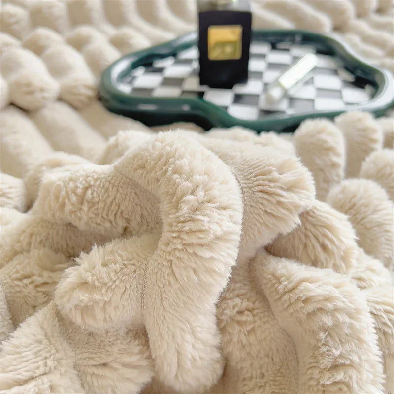 Ultra-Soft Checkered Fleece Blanket