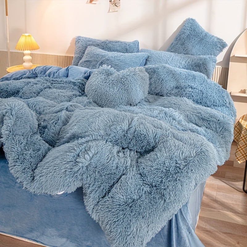 Ultra Soft Plush Duvet Cover Set with Zipper Closure
