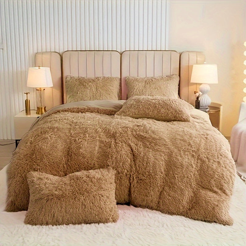 Three-Piece Velvet Bedding Set with Duvet Cover and Pillowcases