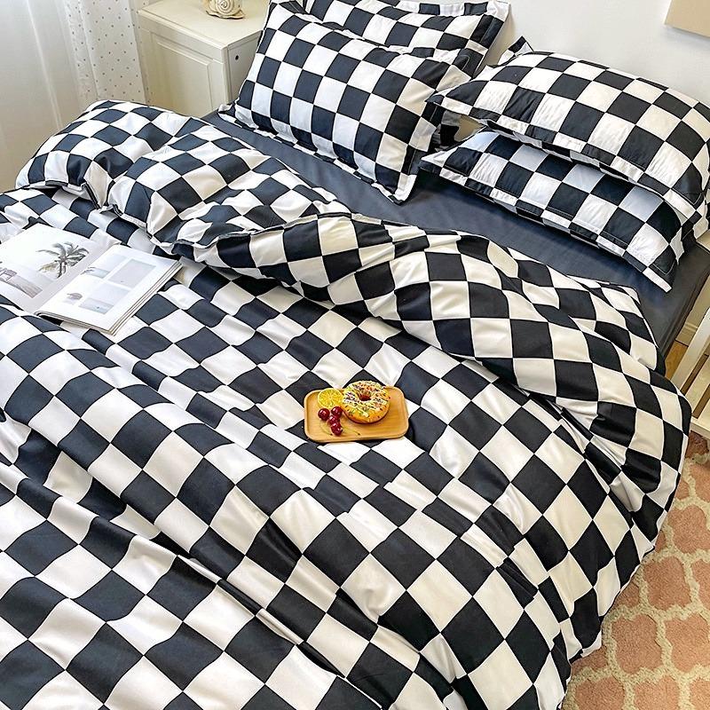 Checked Polyester Bedding Set
