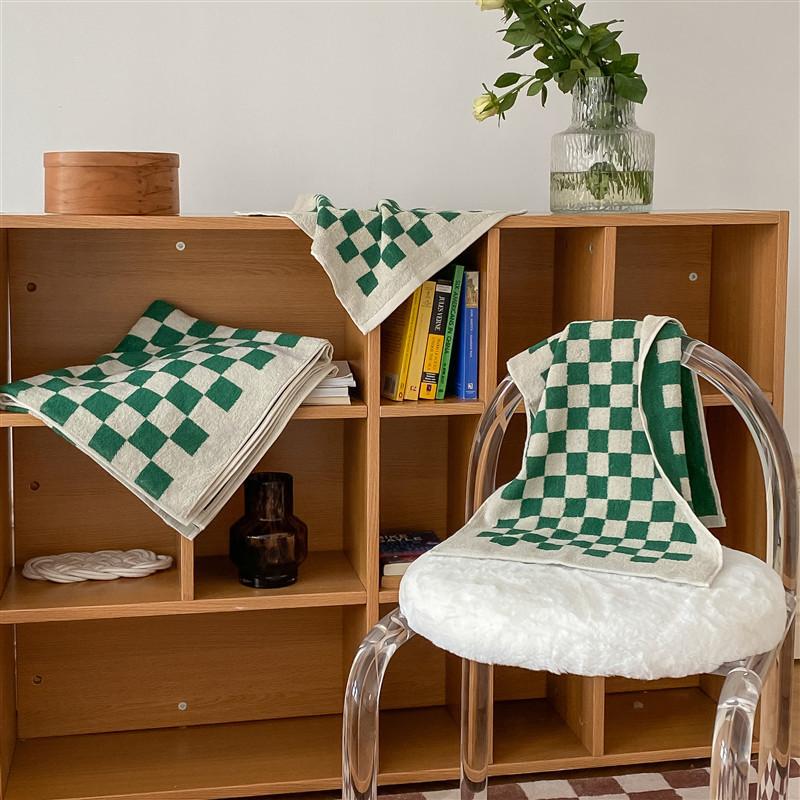 Checkerboard Plus Cotton Bath and Hand Towels