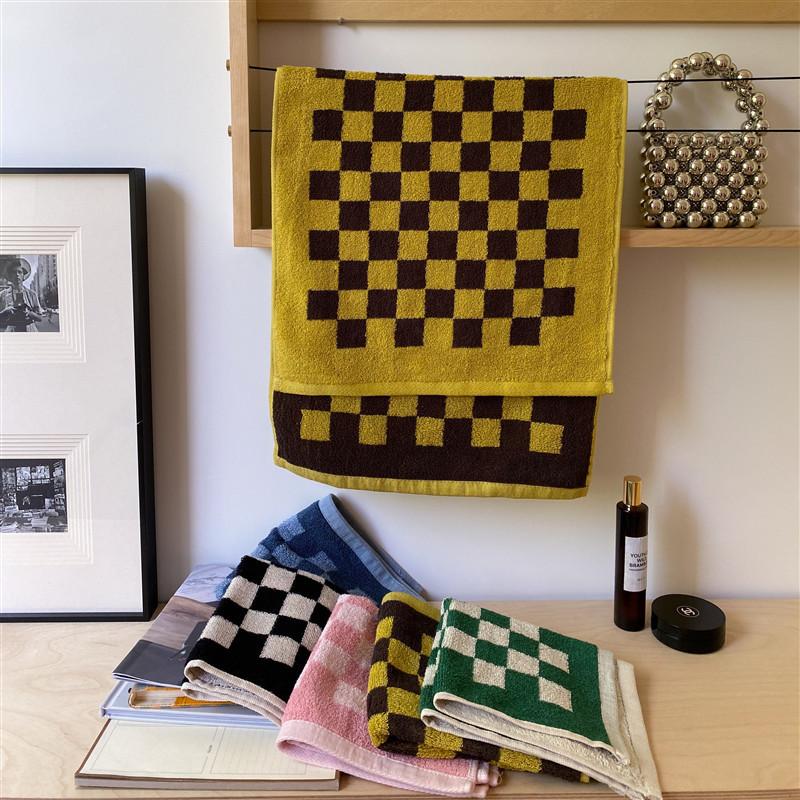Checkerboard Cotton Bath and Hand Towels Set