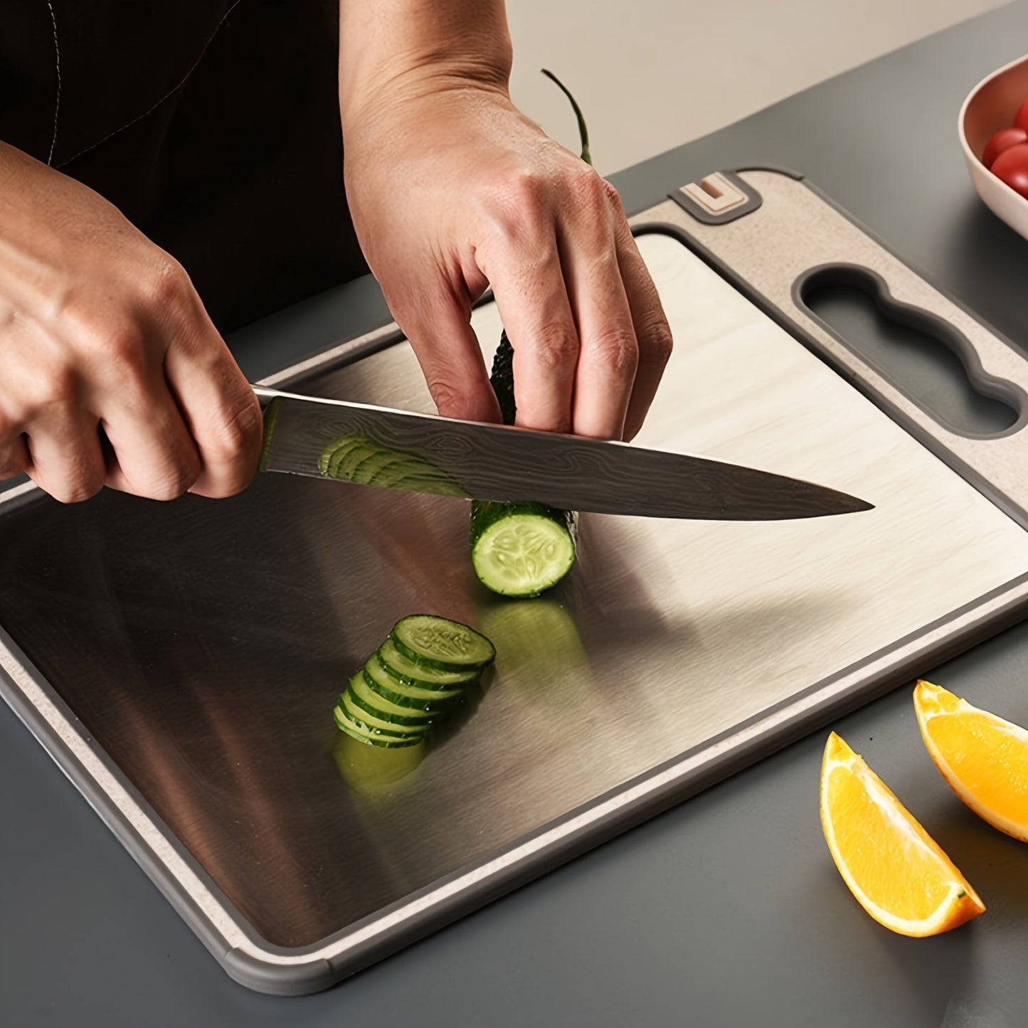 Efficient Thawing Cutting Board for Food Preparation