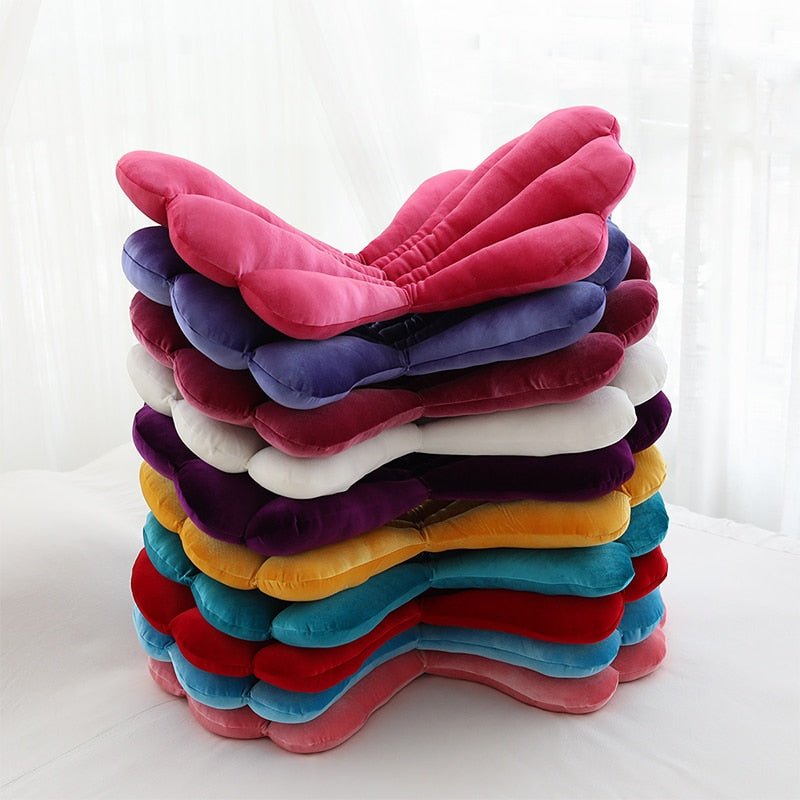 Shell Design Velvet Cushion - Luxurious Cozy Seat Pillow for Dining and Living Spaces