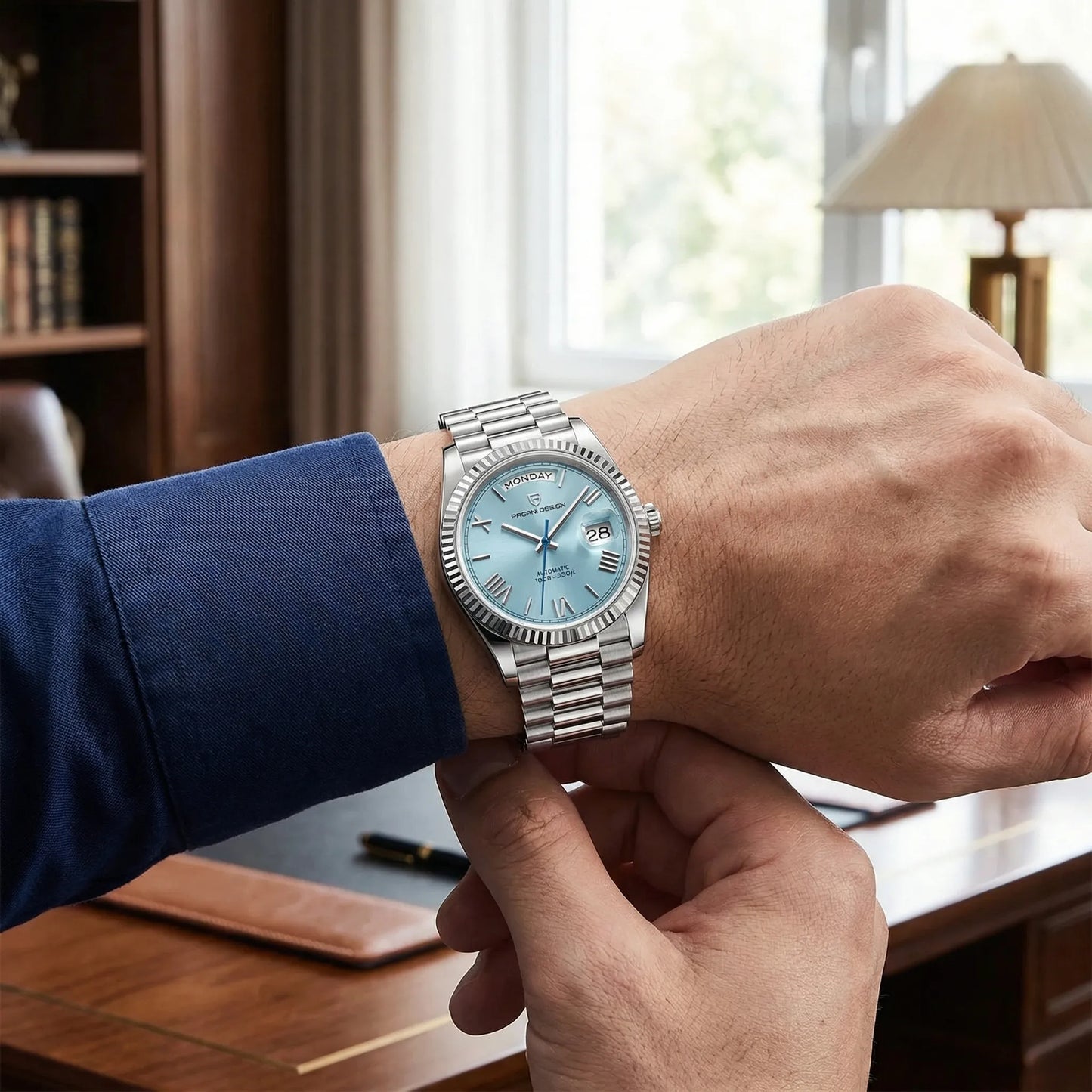 Automatic Men's Classic Watch with Date and Day Display