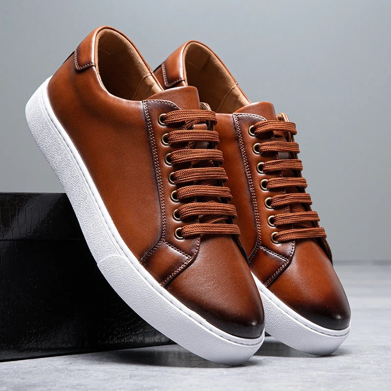Men's Classic Low-Top Sneakers with Cushioned Sole