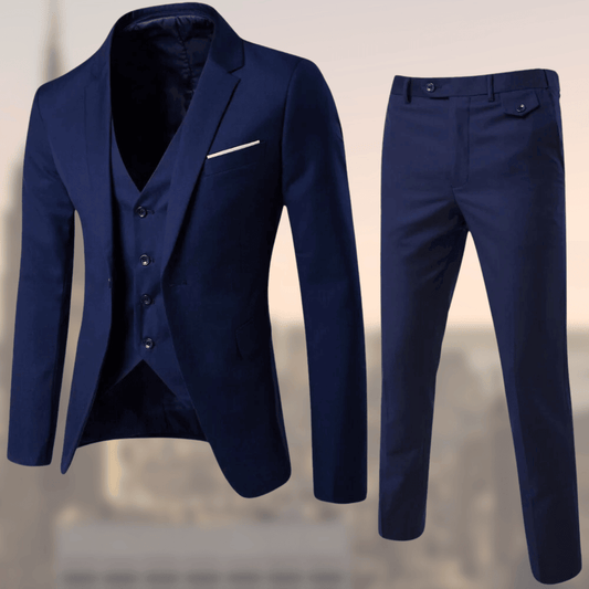 Modern Men's Suit with Sharp Fit and Timeless Elegance