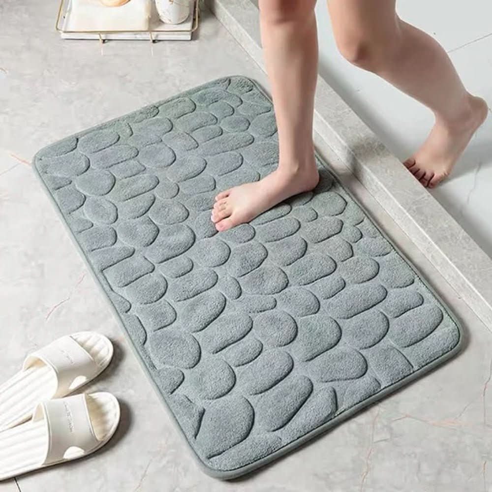 Memory Foam Bath Mat with Non-Slip Backing and Pebble Texture