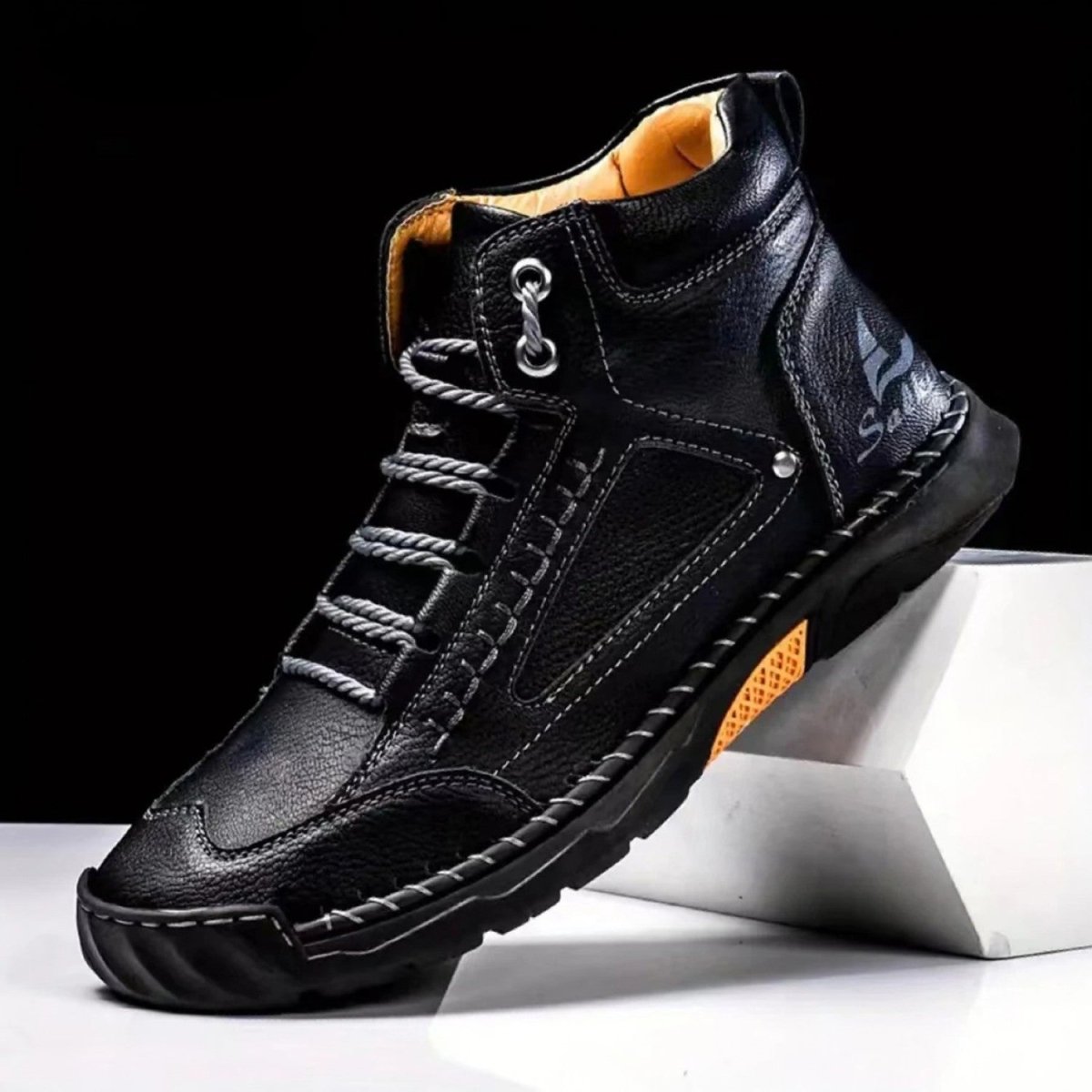 Men's Comfortable Chukka Boots with Durable Rubber Sole