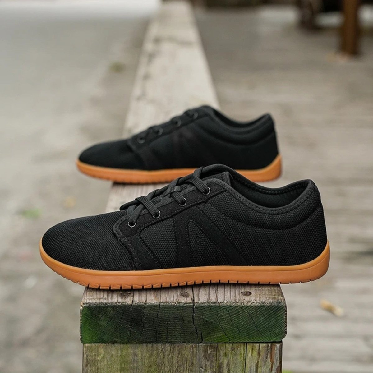 Men's Breathable Barefoot Shoes with Wide Toe Box