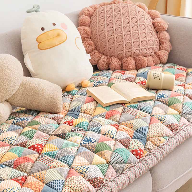 Premium Polypropylene-Cotton Sofa Cover with Anti-Slip Base