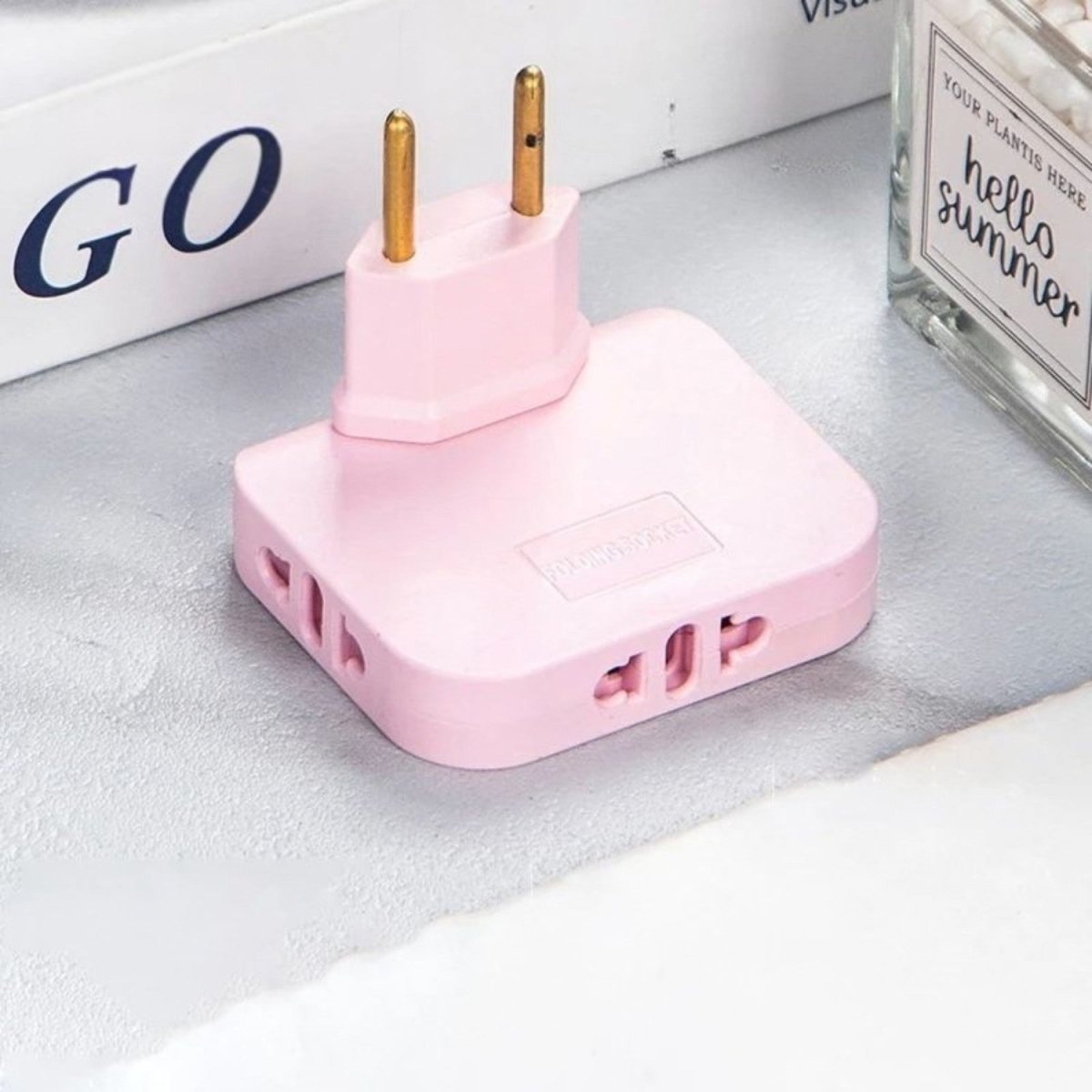 Slim Compact Universal Power Strip with 180° Rotating Head and 3 Outlets