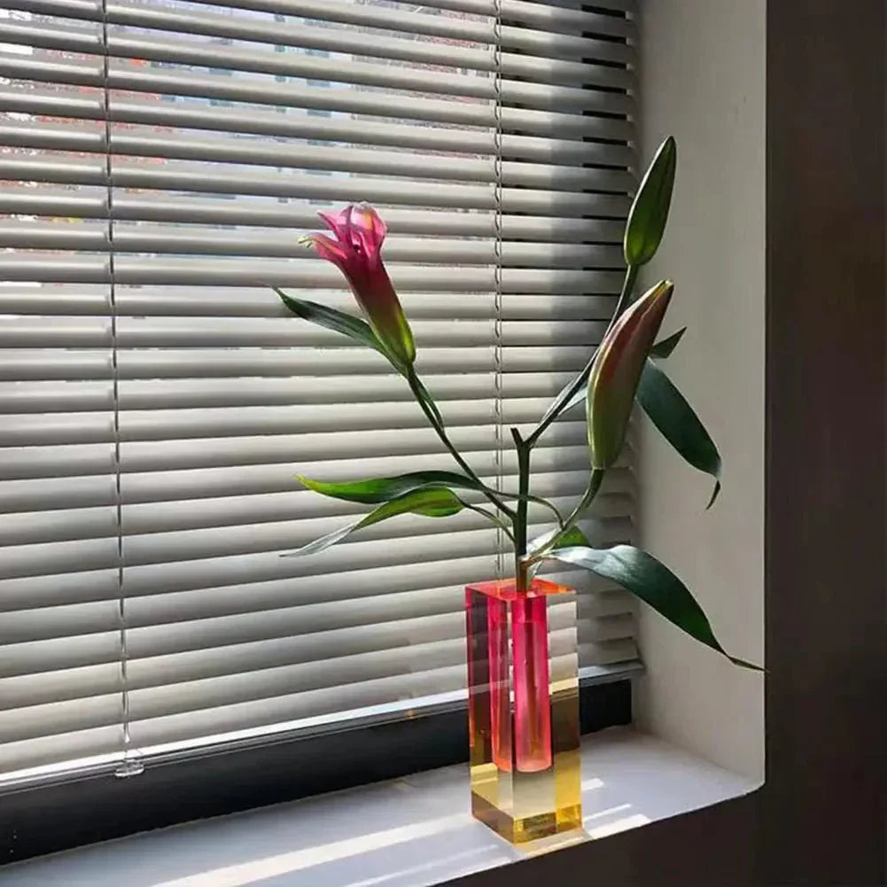 Square Acrylic Gradient Vase with Crystal Effect