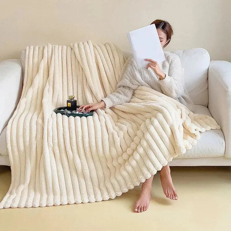 Cozy Fleece Blanket for Ultimate Warmth and Comfort