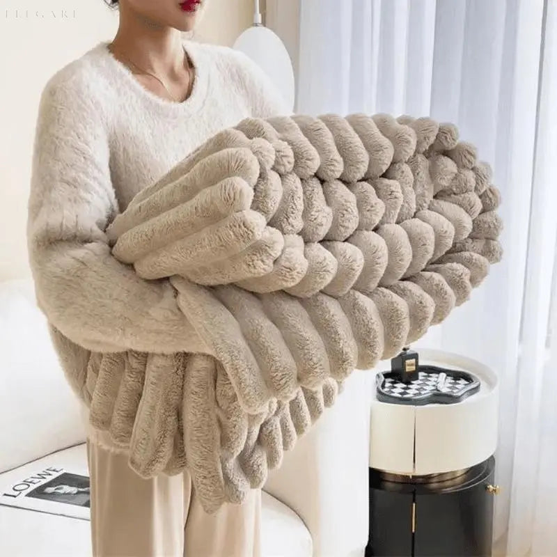 Cozy Fleece Blanket for Ultimate Warmth and Comfort