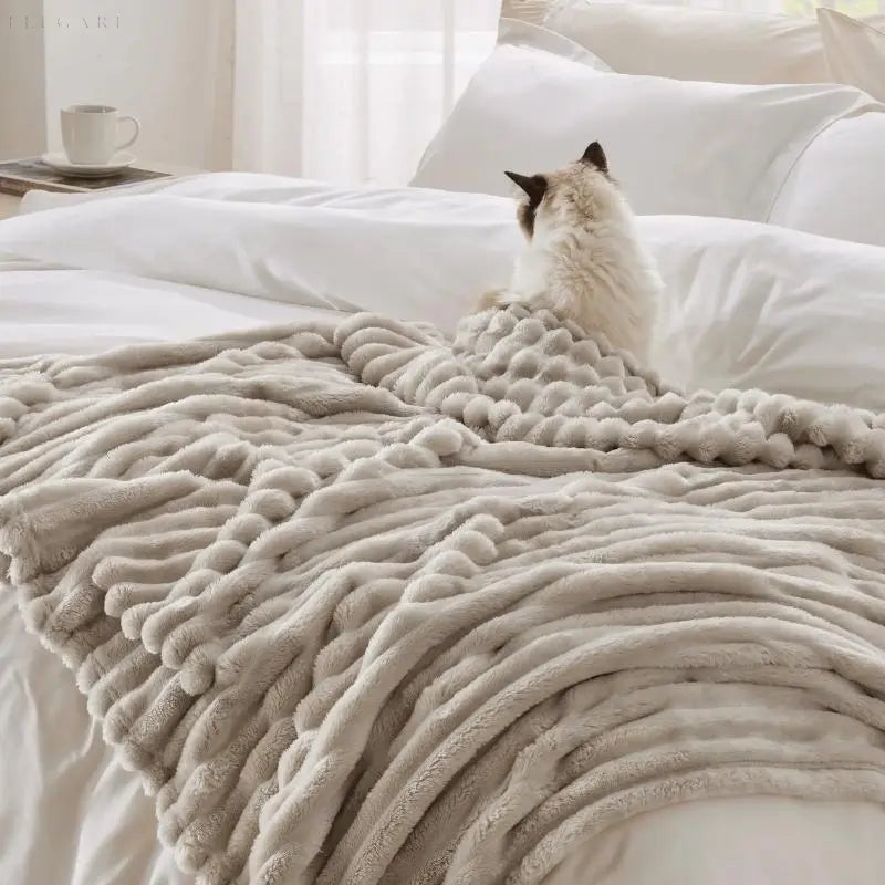 Cozy Fleece Blanket for Ultimate Warmth and Comfort
