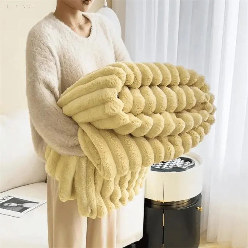 Cozy Fleece Blanket for Ultimate Warmth and Comfort