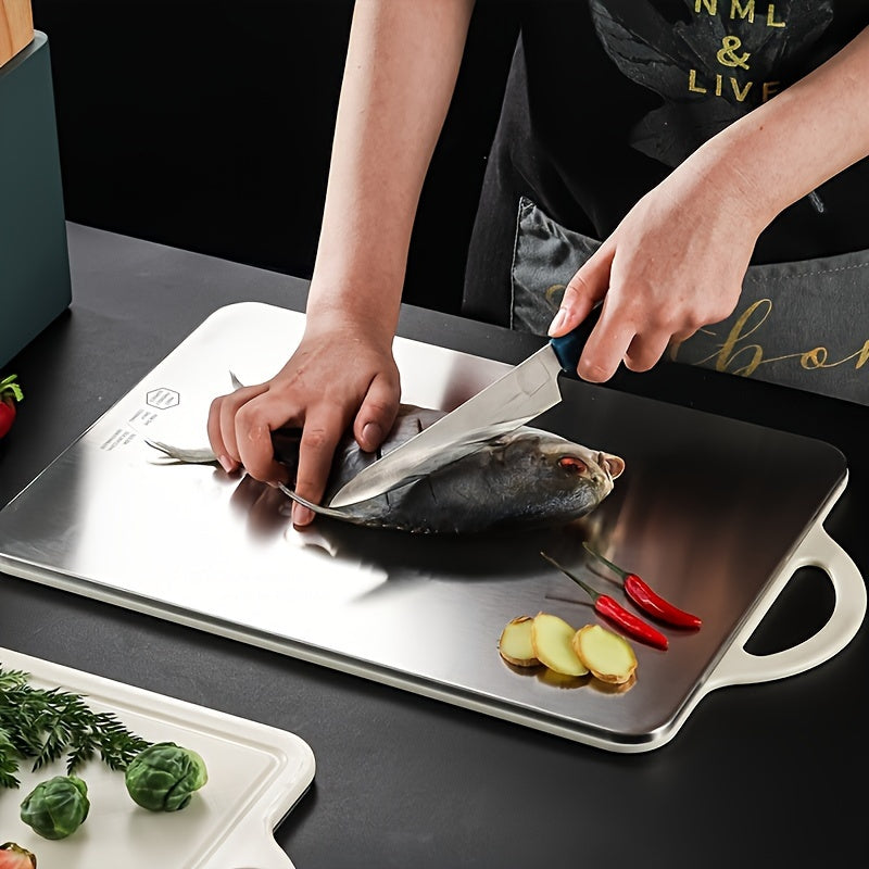 Durable Cutting Board for Efficient Meal Prep