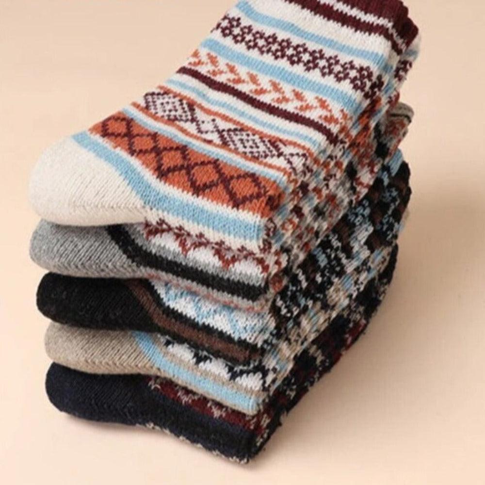 Unisex Dry Warm Winter Socks in Colorful Patterns