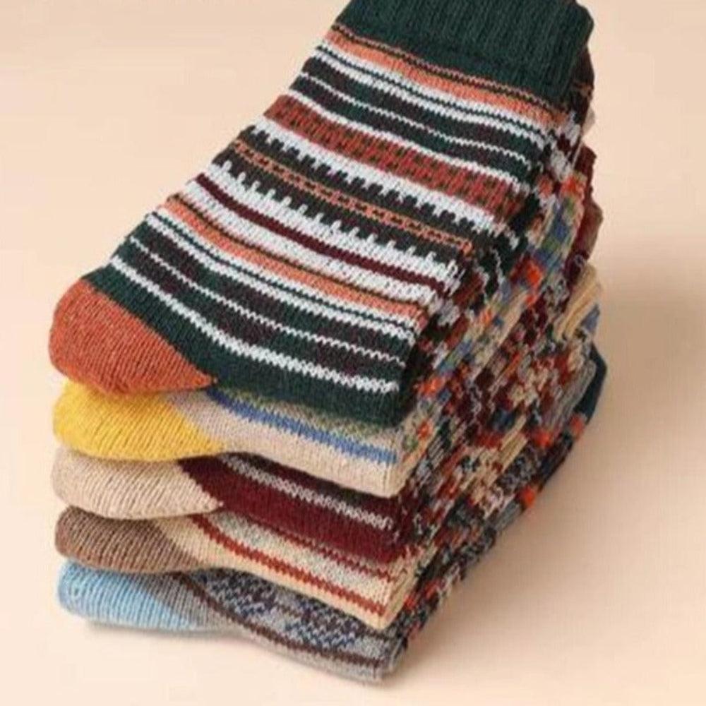 Unisex Dry Warm Winter Socks in Colorful Patterns