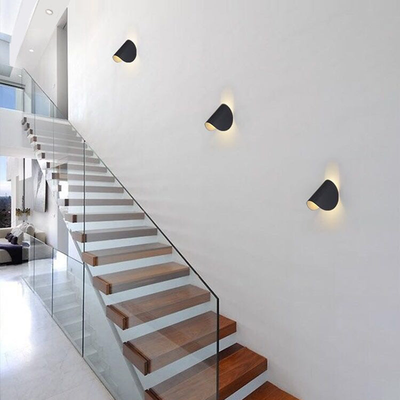 Geometric LED Wall Light in Metal - 4 Color Options