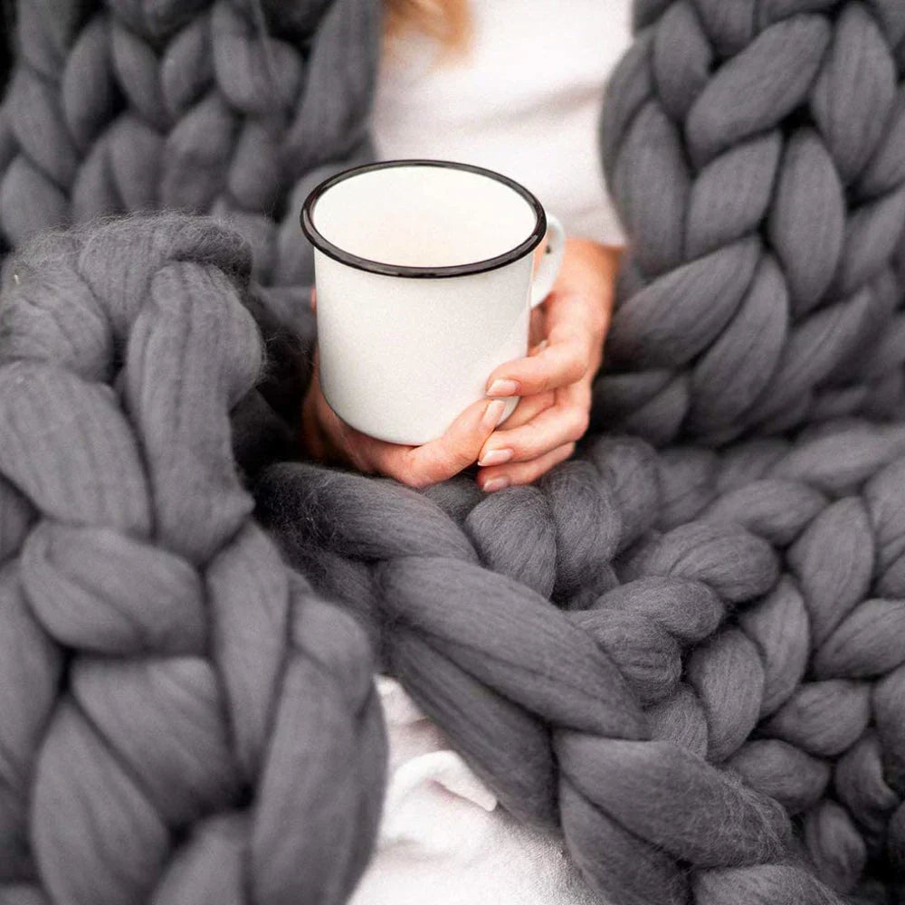 Chunky XL 1000 Gram Wool Yarn for Soft Blankets
