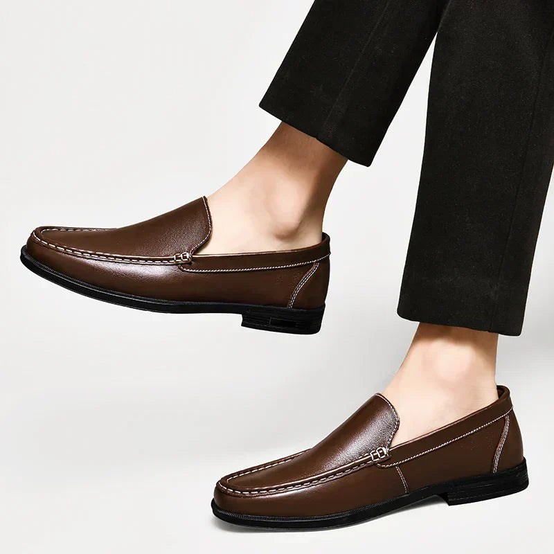Timeless Comfort Loafers for Men - Elegant and Versatile Design