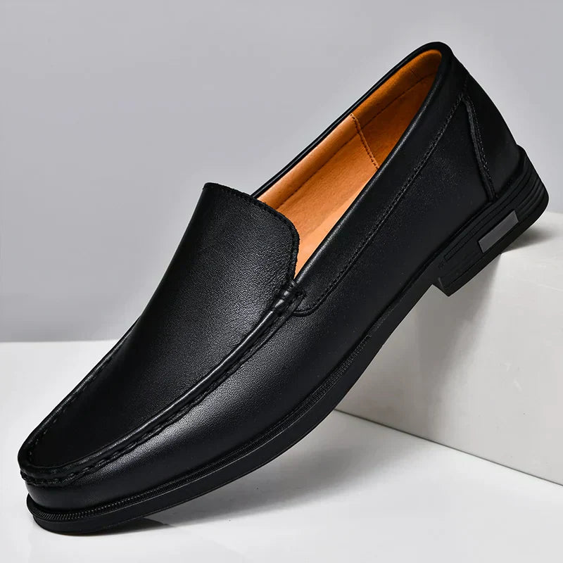 Timeless Comfort Loafers for Men - Elegant and Versatile Design