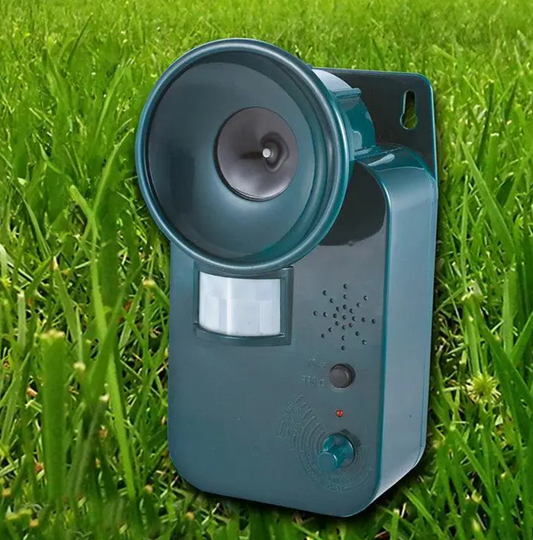 9V DC Ultrasonic Cordless Pest Repeller for Outdoor Use, 5000ft Range