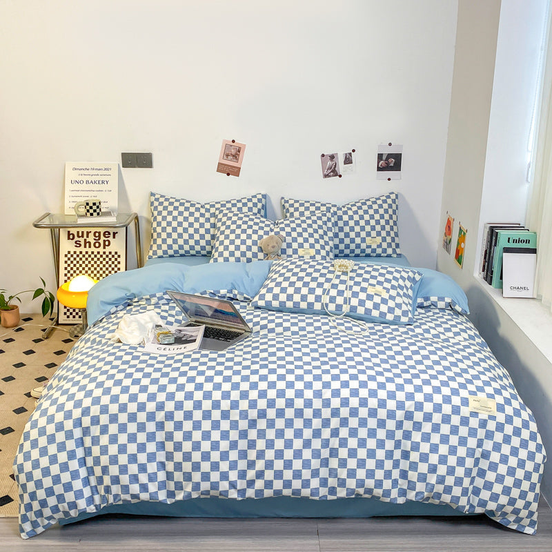 Black and White Geometric Bedding Set with Pillowcases