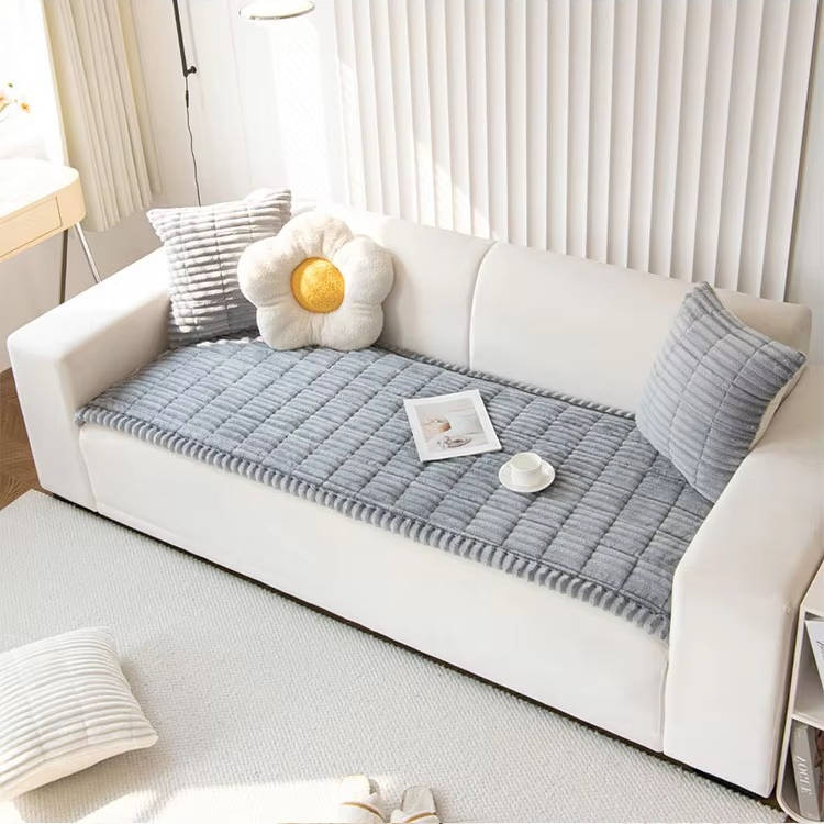 Non-Slip Fuzzy Pet Couch Cover for 2-3 Cushion Sofas, Washable Furniture Protector